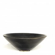 Cuenco de gres con vidriado negro