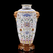 Jarrón de porcelana 