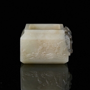 Recipiente de jade tallado 