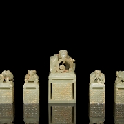 Gran juego de sellos tallados en jade amarillo