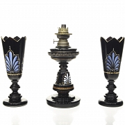 Quinqué and pair of Art Nouveau vases, 20th century - 8