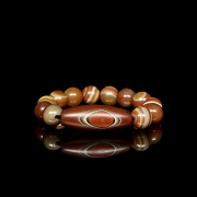 Pulsera de Dzi y cuentas de ágata, dinastía Liao