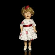 Muñeca oficial 