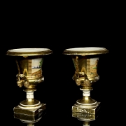 Pair of Medici-style vases, 19th century - 1