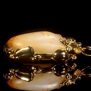Colgante de plata dorada y jade, dinastía Qing