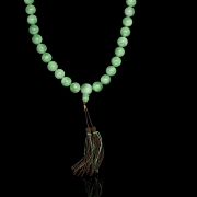 Collar de ciento ocho cuentas de jadeíta, dinastía Qing