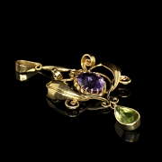 Colgante de oro amarillo con amatista y peridoto