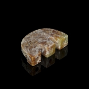 Colgante de jade tallado, cultura Liangzhu