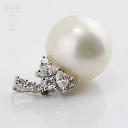 18k白金镶钻石配南洋白珍珠吊坠 - 1