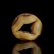 Colgante de ágata tallada, dinastía Zhou - 2