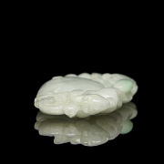 Carved jadeite figure “Beast with lingzhi,” Qing dynasty
