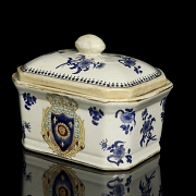 Caja de porcelana