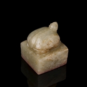 Hetian jade seal ‘Reclining tortoise’, Qing dynasty