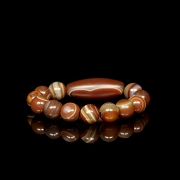 Pulsera de Dzi y cuentas de ágata, dinastía Liao