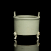Celadon porcelain censer, Ding style, Qing dynasty - 1