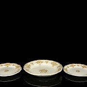 Tres platos de cerámica de Moustiers, s.XIX - 5