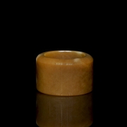 Anillo de arquero de jade tallado, s.XX