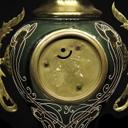 Table clock with vases Art Nouveau style, 20th century - 3