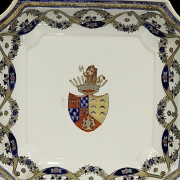 Plato de porcelana