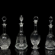 Cuatro licoreras en cristal tallado, s.XX