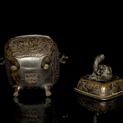 Incensario de bronce 