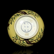 Jarrón de porcelana esmaltada