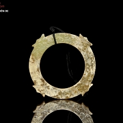 Colgante de jade amarillo, dinastía Zhou