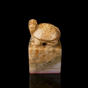Carved jade seal ‘Turtle’ from Hetian, Qing dynasty
