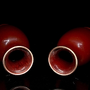 Pareja de jarrones esmaltados, s.XX