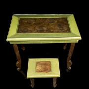 Escritorio con taburete estilo Japonesismo, para Liberty & Co., circa 1900–1910