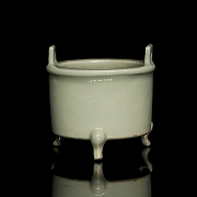 Celadon porcelain censer, Ding style, Qing dynasty