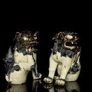 Pareja de figuras de cerámica 