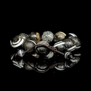 Pulsera de doce Dzi de ágata, dinastía Tang