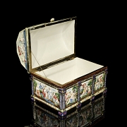 Capodimonte “Porcelain chest,” 20th century