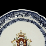 Plato de porcelana