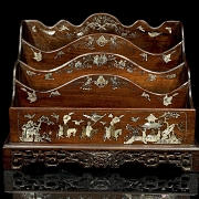 Oriental-style card holder, 20th century