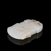 Carved jade plaque ‘Axe’, Qing dynasty