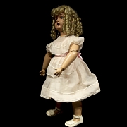 Muñeca articulada de composición, Europa, med. s.XX