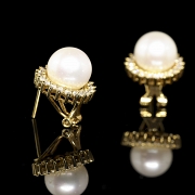 Pendientes en oro amarillo de 18K con perlas y diamantes