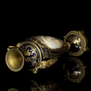 Jarrón de porcelana estilo Sevrés, s.XX