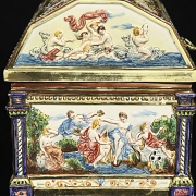 Capodimonte “Porcelain chest,” 20th century