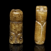 Four carved stone beads, Han style - 1