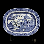 柳树纹托盘，石质瓷器，斯塔福德郡，十九世纪