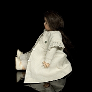 Muñeca de porcelana D.E.P. Gebrüder Kühnlenz, Alemania, c. 1910-1920