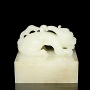 Sello de jade blanco tallado