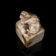 Small jade seal ‘Beast’, Ming dynasty