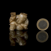Figura en jade tallado 