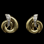 Pendientes de oro amarillo de 18 kt con diamantes