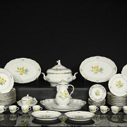Meissen tableware ‘Yellow Rose and Forget-me-not’