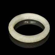 Esclava de jade tallado